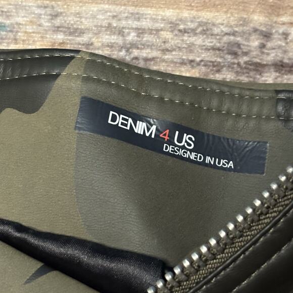 Denim 4 US Women's Off the Shoulder Camouflage Moto Jacket Size Small Camo - Picture 2 of 6